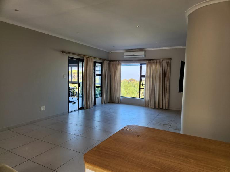 To Let 3 Bedroom Property for Rent in Mountainside Western Cape